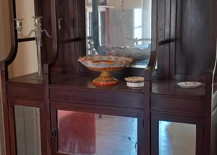 アパート D'autore